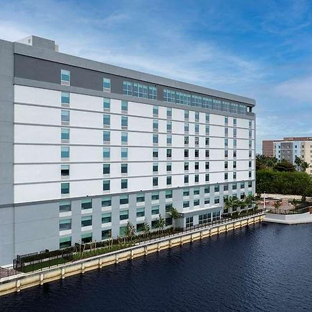 Tru By Hilton Miami Airport South Blue Lagoon Miami Springs Bagian luar foto